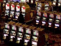 Which Casino Has the Loosest Slots in Vegas?